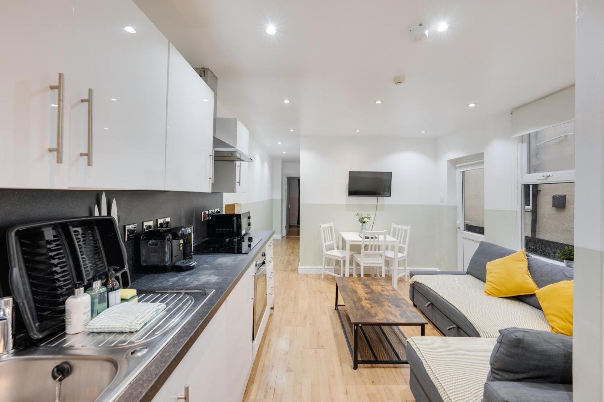 2 Bedroom Apartment For Up To 6 Nr Centre คาร์ดิฟฟ์ ภายนอก รูปภาพ